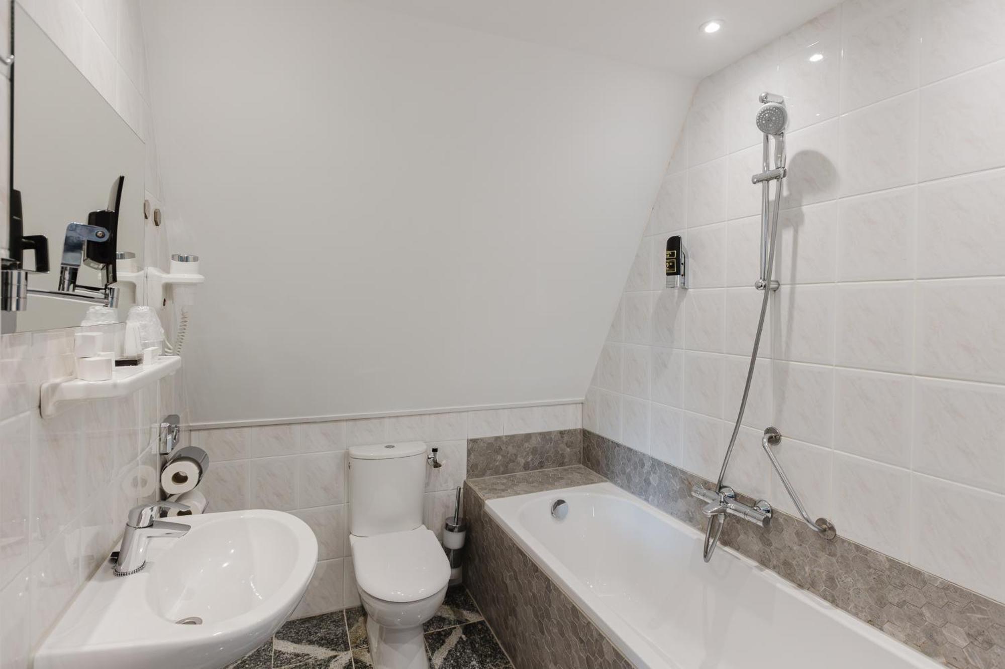 Atlas Hotel Valkenburg aan de Geul Dış mekan fotoğraf